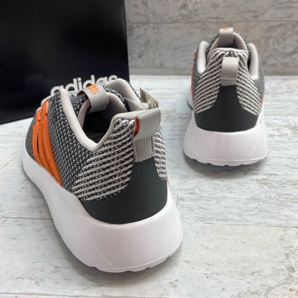 Adidas Questar Flow running Shoes - Picture 3 of 10